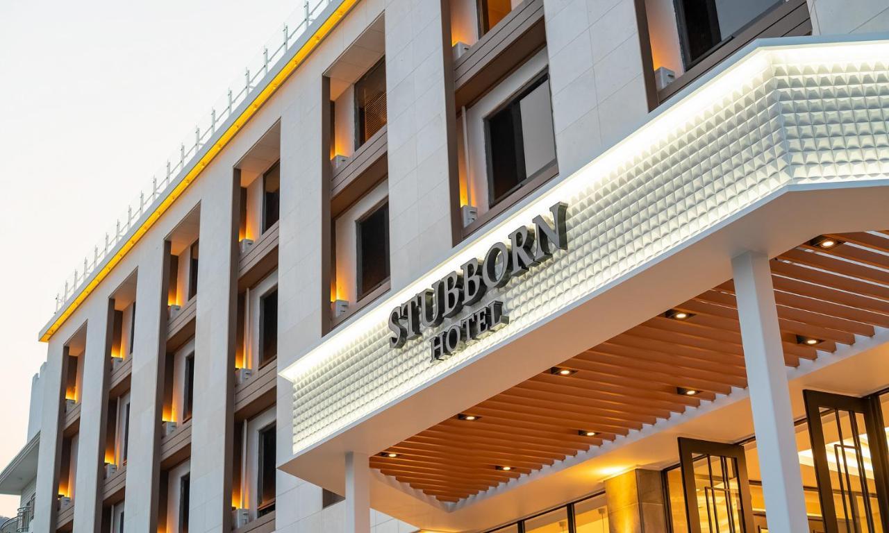 Stubborn Hotel جيوجي المظهر الخارجي الصورة