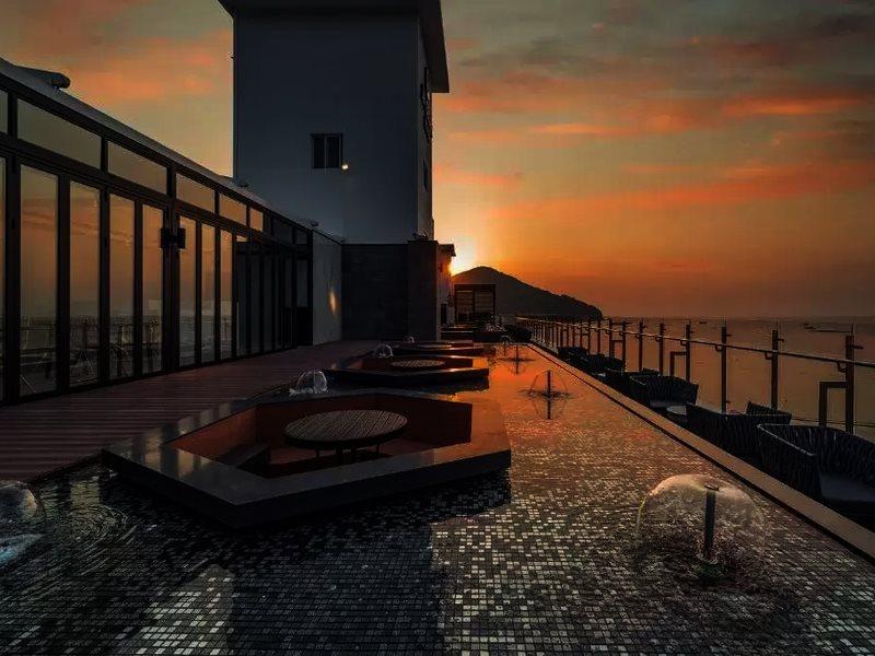 Stubborn Hotel جيوجي المظهر الخارجي الصورة